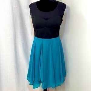 Guess Los Angeles black and teal color block dress. | Sz 10